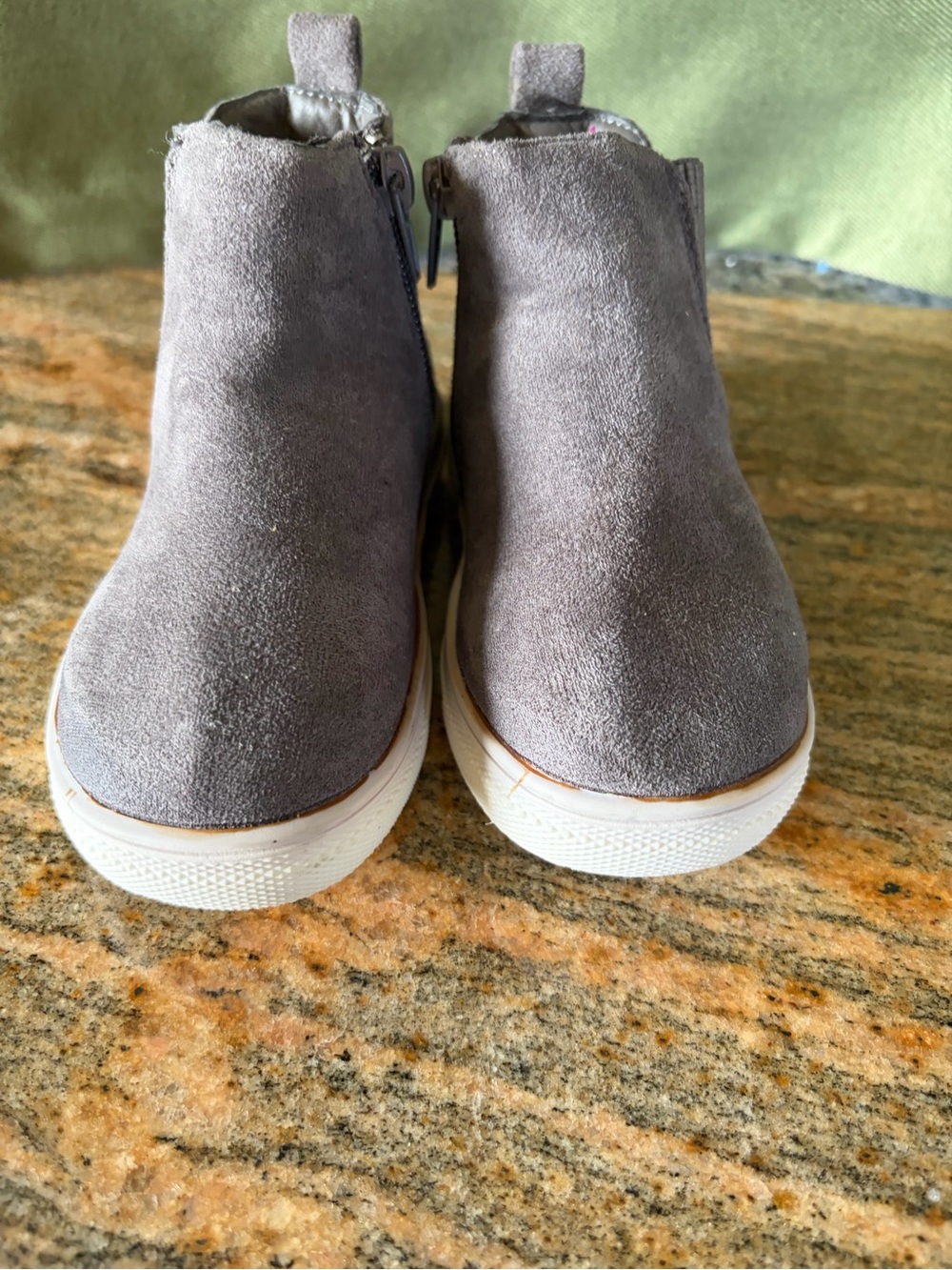 First steps Kids Chelsea Sneaker Boot - Gray
Size 8 - Picture 6 of 16